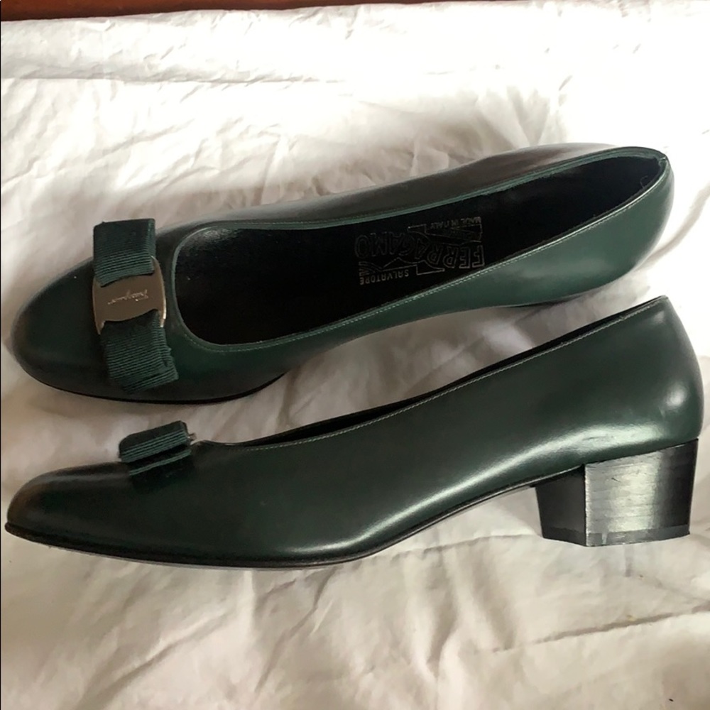Salvatore Ferragamo Vara Bow Pump